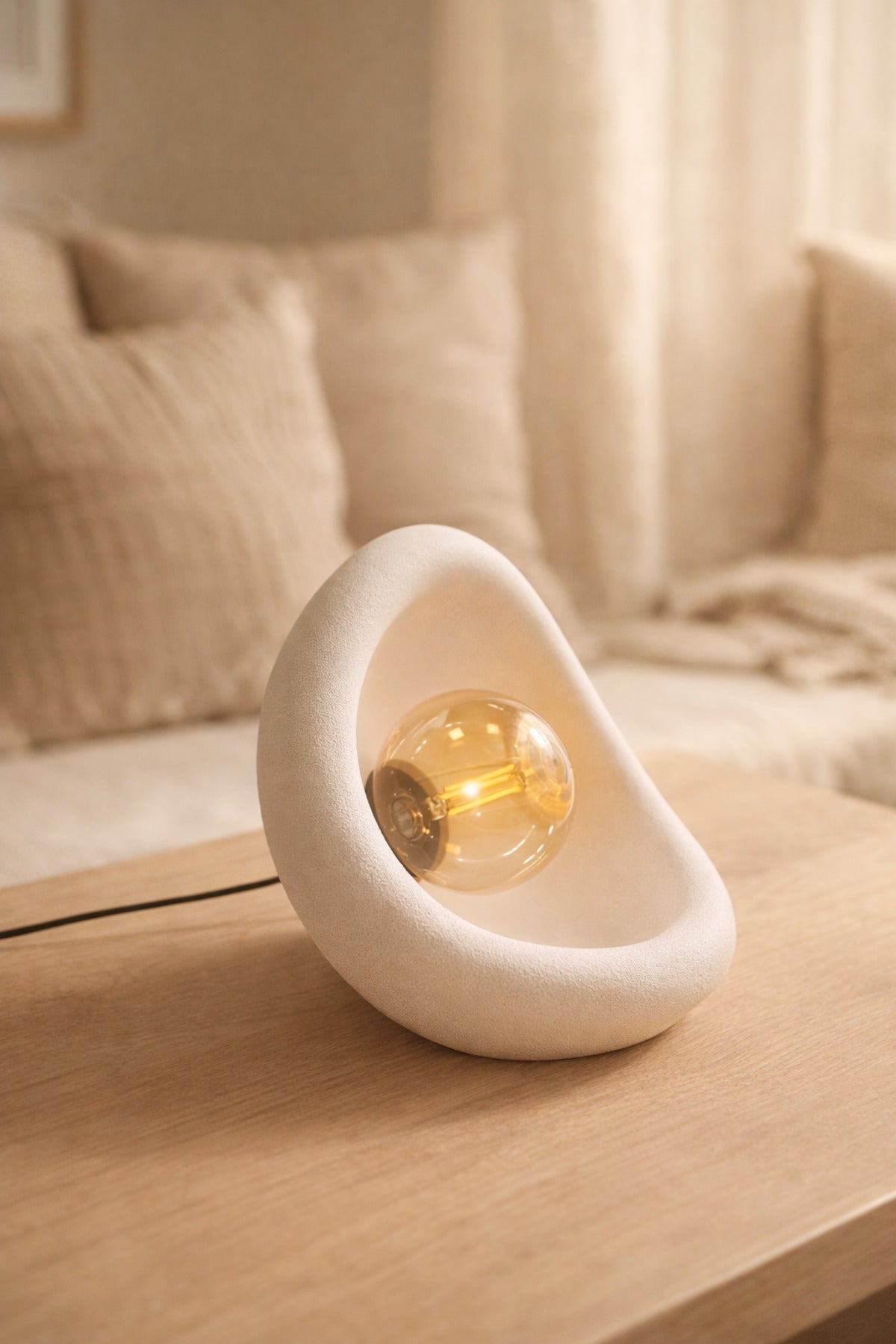Modern Beton Dokulu Abajur | Organik Oval Gece Lambası (Masaüstü Komodin Lambası) 25 Cm