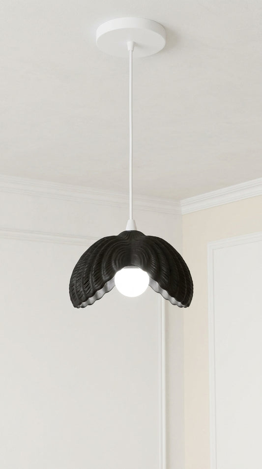 Siyah Tekli Lotus Formlu Modern Avize Salon Dayanıklı Plastik Dekoratif Sarkıt Aydınlatma