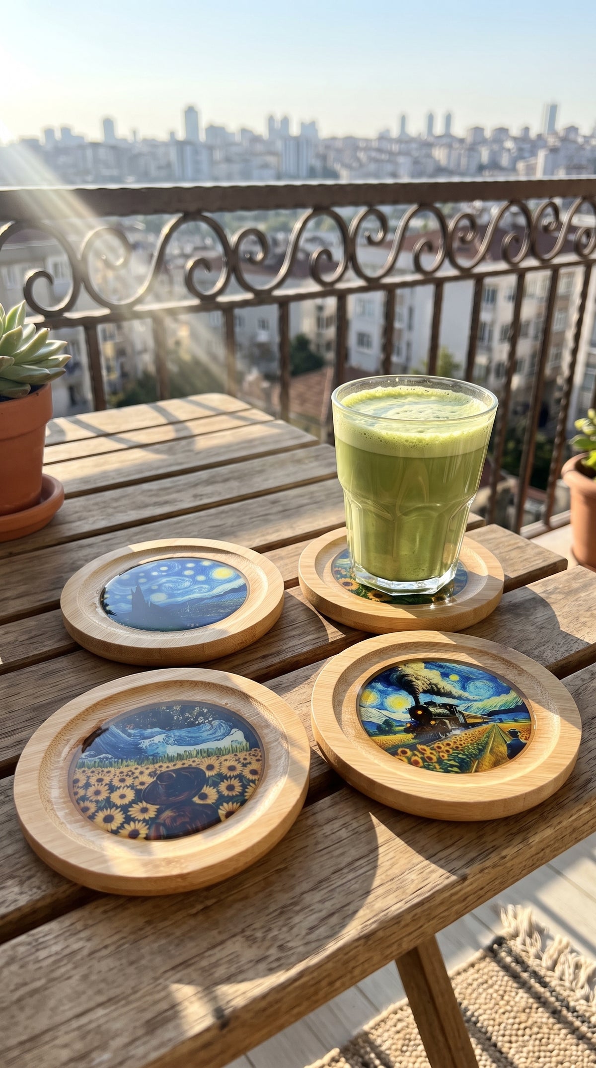 Van Gogh Temalı Epoksi Kaplama Doğal Ahşap Bardak Altlığı Seti (4'lü Set - 10 cm) | Yıldızlı Gece ve Ayçiçekleri Hediyelik Fincan Altlığı
